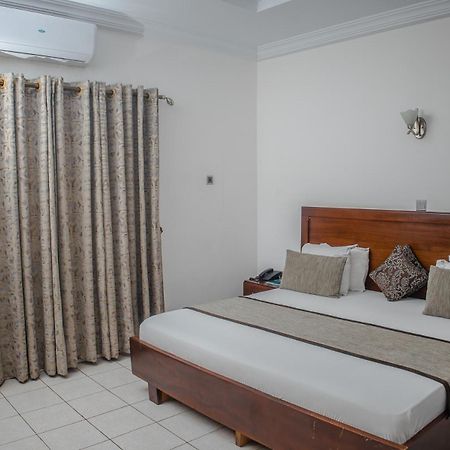 Stadium Hotel Kumasi Exterior photo